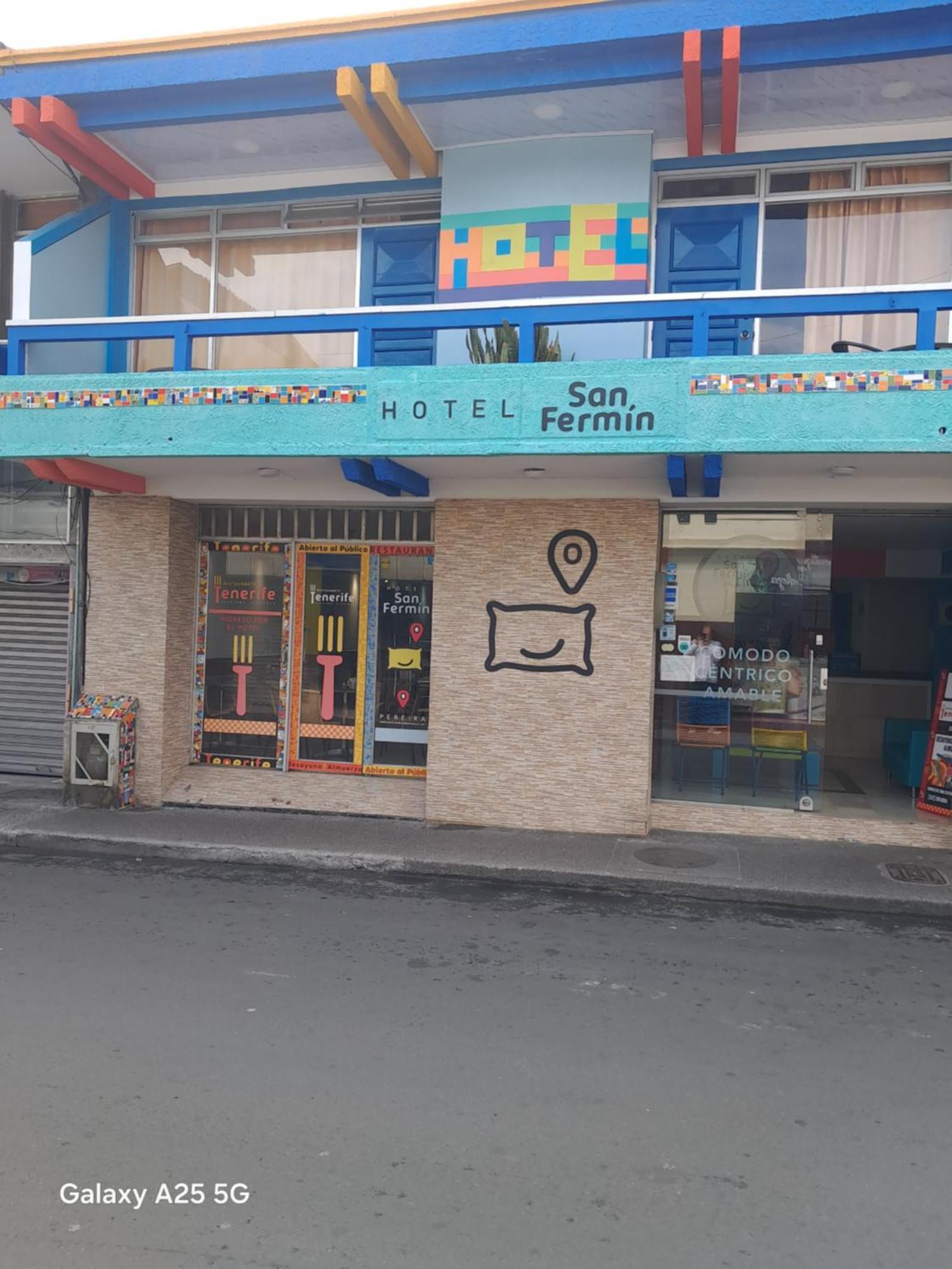 Hotel San Fermin Pereira Exterior photo